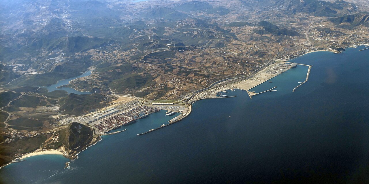 Port de Tanger Med — arrivée au Maroc