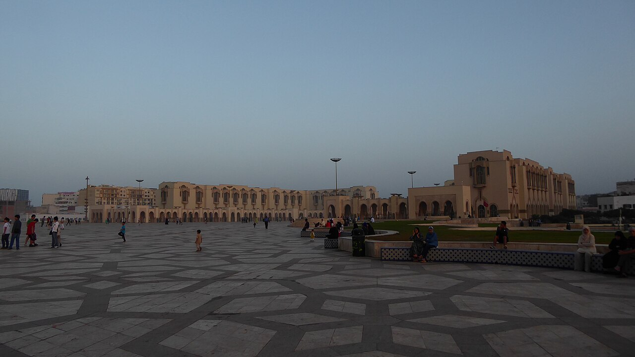 Casablanca — esplanade de la mosquée Hassan II